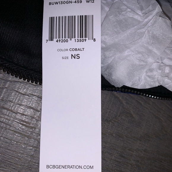 NWT BCBG Generation Electric Sequin Clutch - Picture 8 of 11